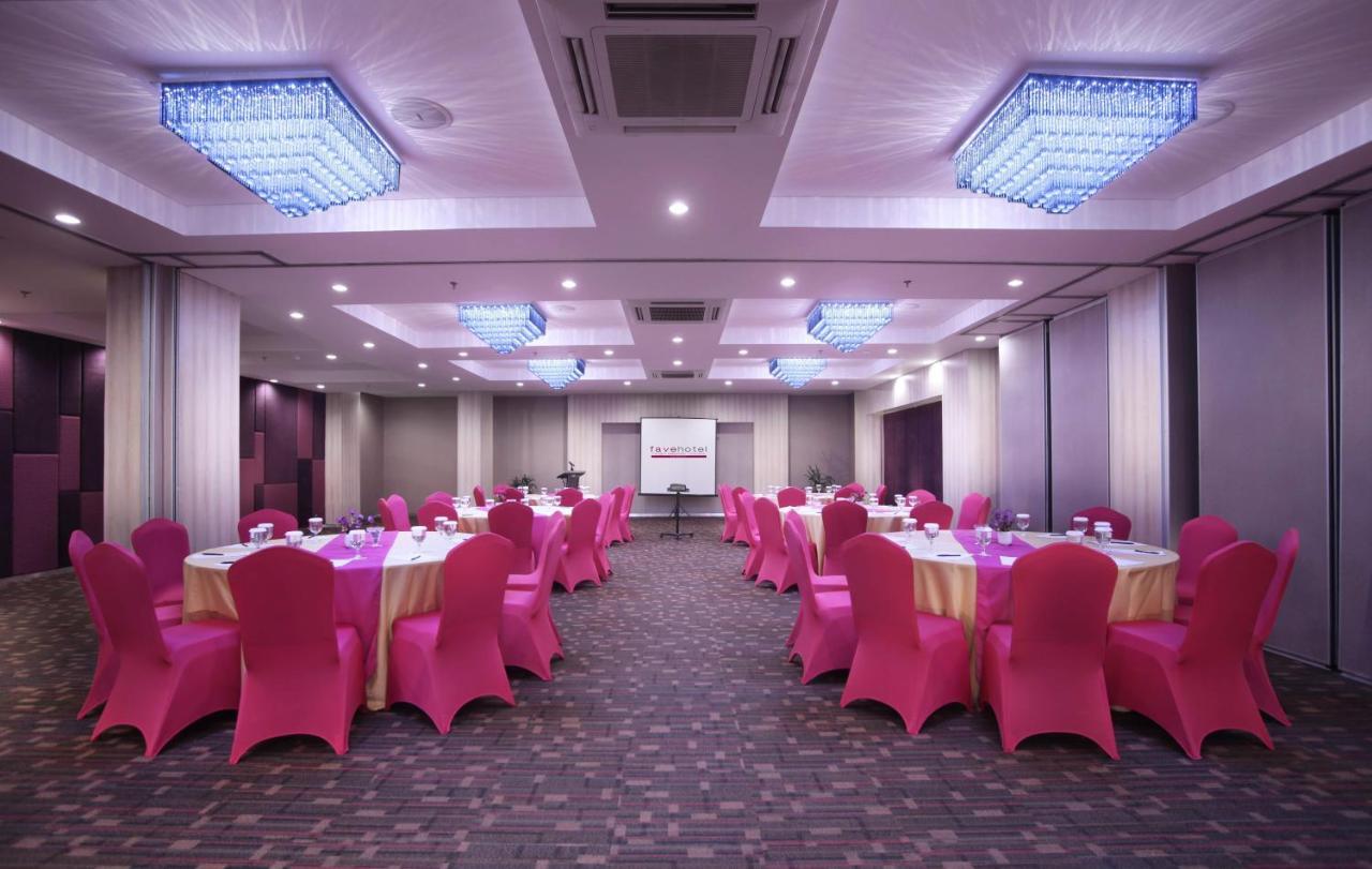 Favehotel Pekanbaru Esterno foto