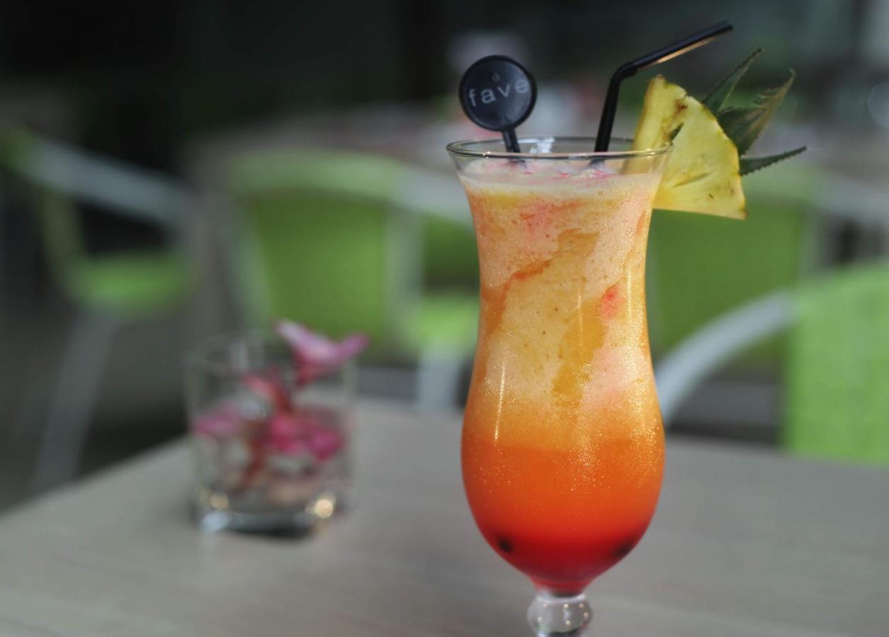 Favehotel Pekanbaru Esterno foto