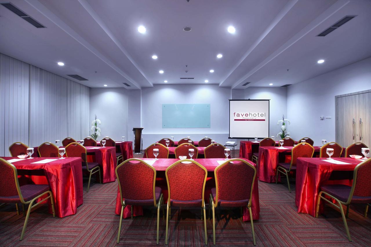 Favehotel Pekanbaru Esterno foto